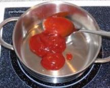 Currywurst_klassisch_4